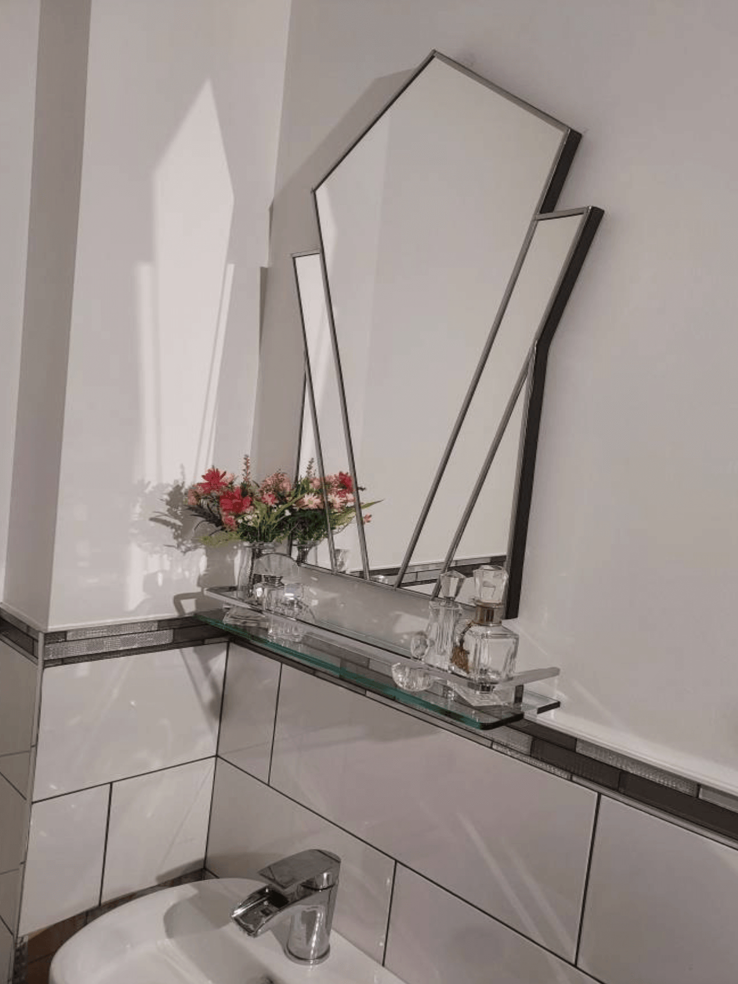 Art Deco Mirror in Bathroom